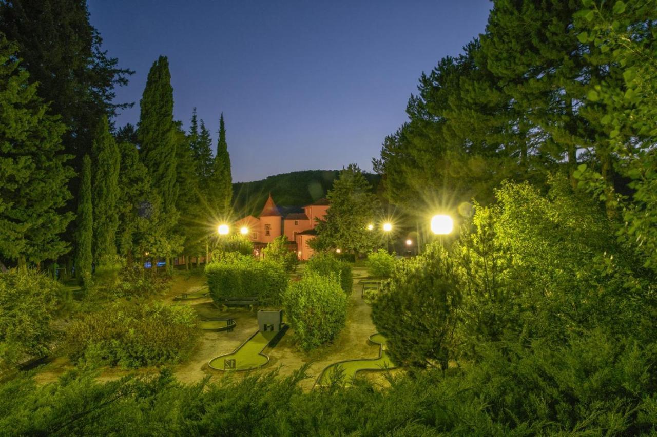 Chateau de Collonges Saint-Donat-sur-lʼHerbasse Extérieur photo